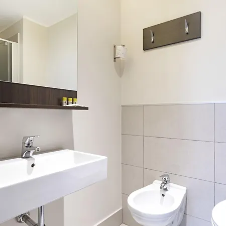Hotel B&B Hotel Bergamo 3*