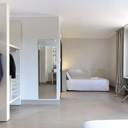 B&B Hotel Bergamo City Отель 3*