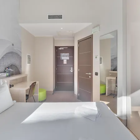 B&B Hotel Bergamo City Hotel 3*